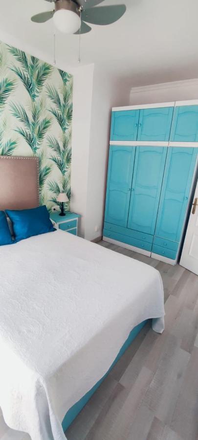 Apartamentos Ana'S Cozy Inns 托雷莫利诺斯 外观 照片