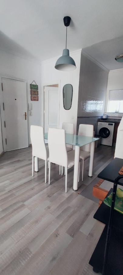 Apartamentos Ana'S Cozy Inns 托雷莫利诺斯 外观 照片
