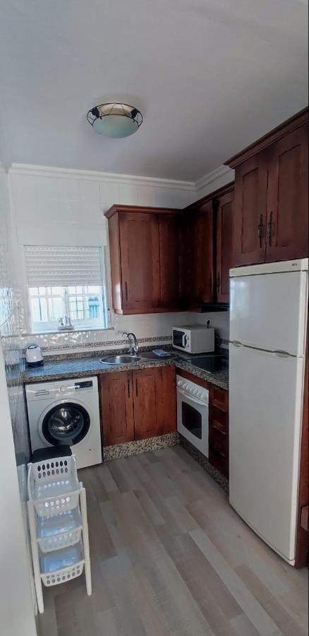 Apartamentos Ana'S Cozy Inns 托雷莫利诺斯 外观 照片