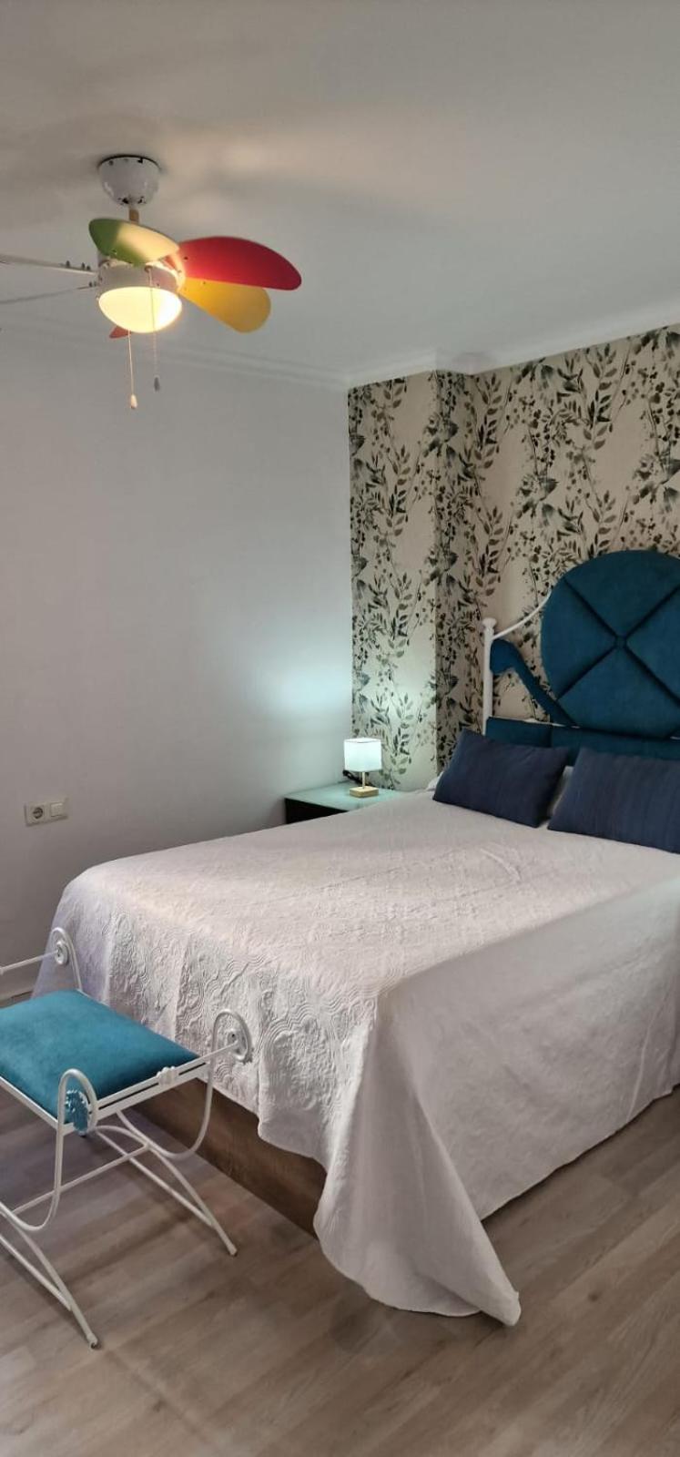 Apartamentos Ana'S Cozy Inns 托雷莫利诺斯 外观 照片